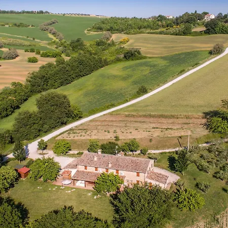 Κατάλυμα σε φάρμα Casale Talevi Cartoceto