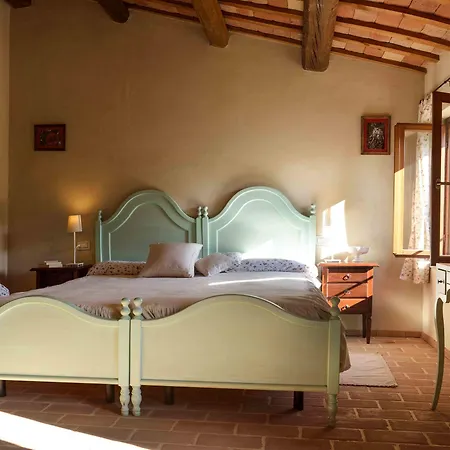 Farm stay Casale Talevi