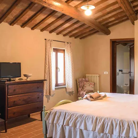 مزرعة للإقامة Casale Talevi